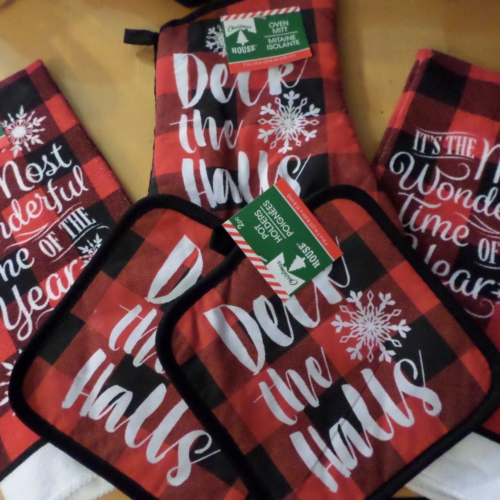 Deck the Halls - It's The Most Wonderful Time Of T